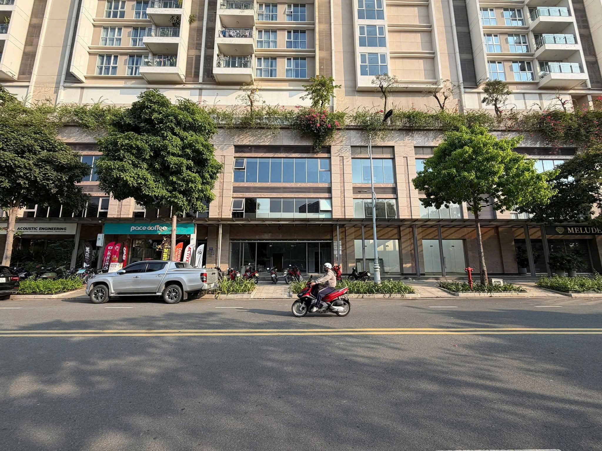 CHO THUÊ SHOPHOUSE SARINA – SALA
